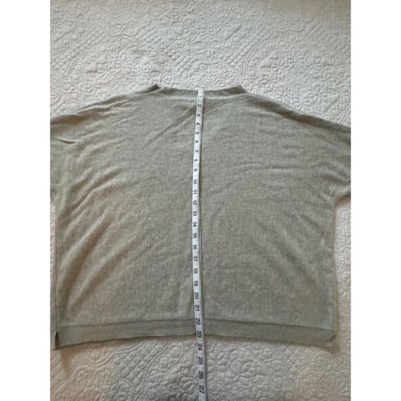 Poetry Cashmere Cropped Oversized V-Neck Sweater. Size 14 - Picture 5 of 7